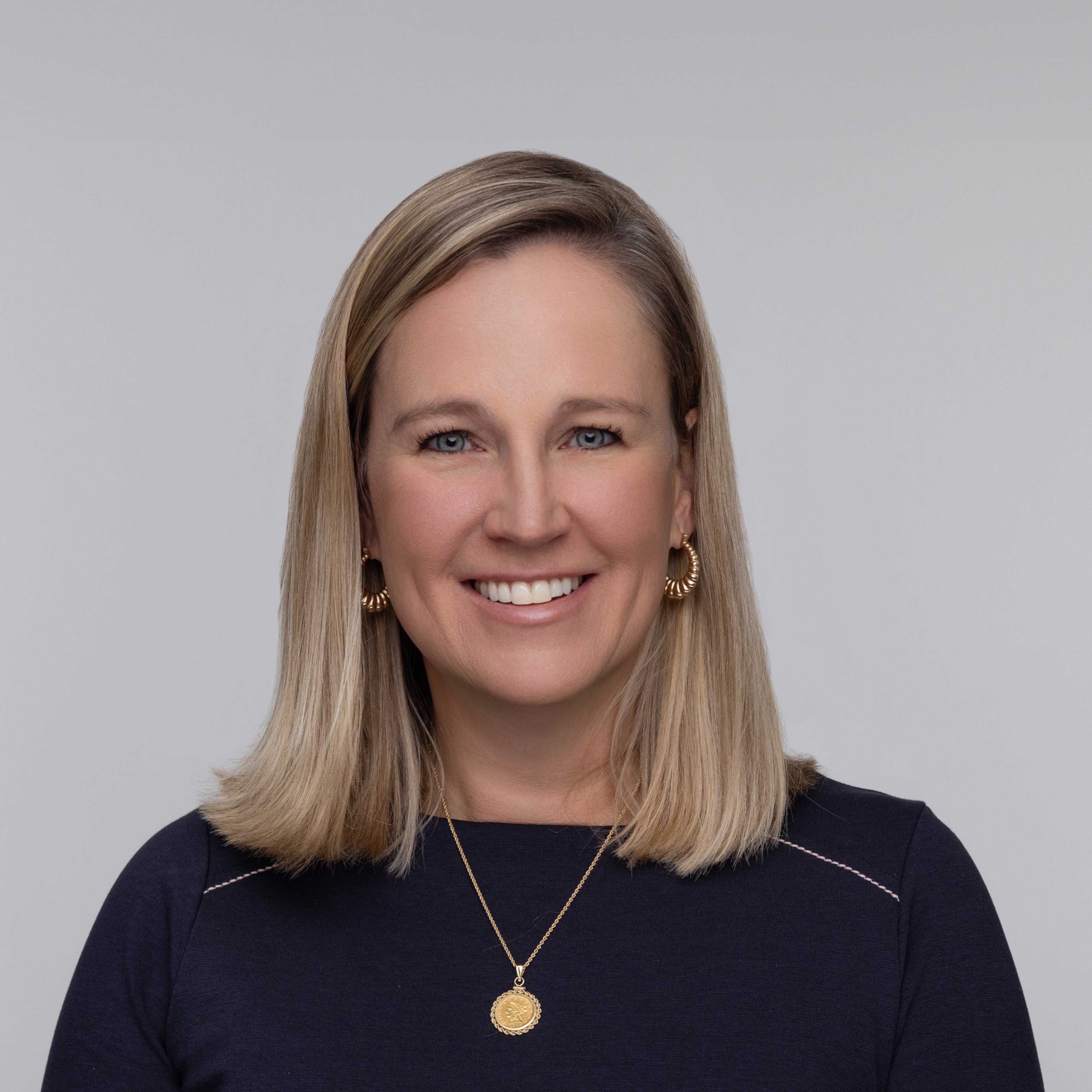 Headshot of Anne Wickland, CFA